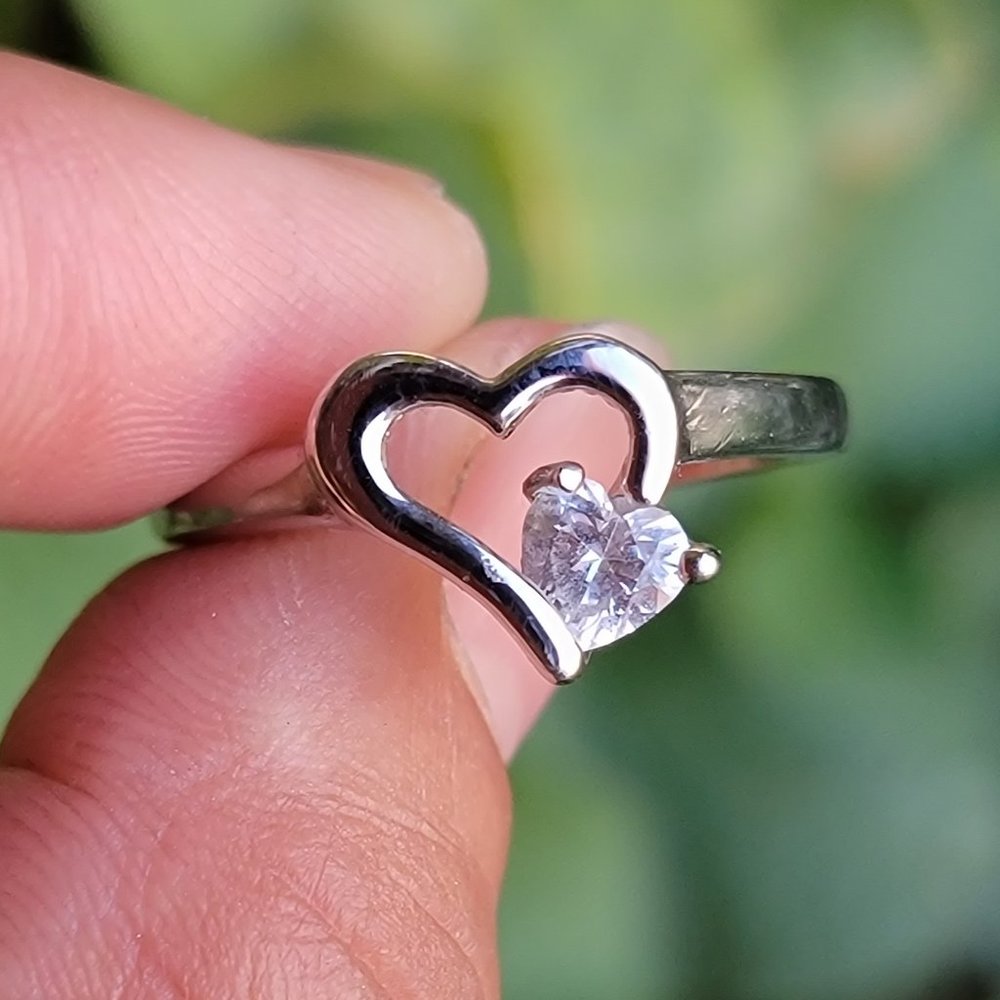 Adorable double heart CZ diamond silver ring